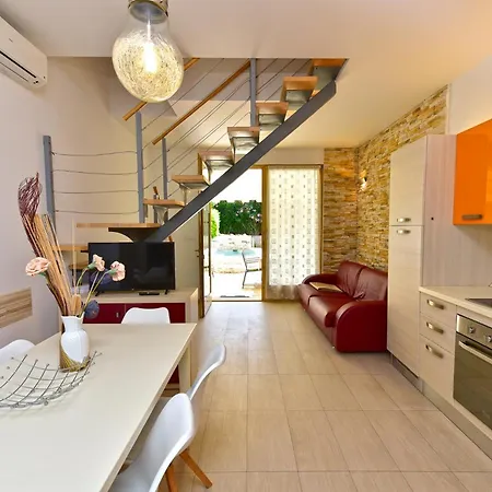 House Volme 2446